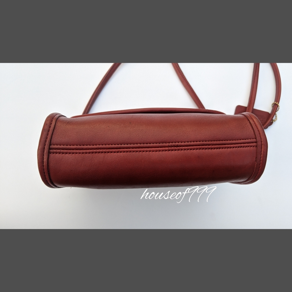 ✨🍒Vintage Coach Chrystie crossbody 9892 in Bordeaux - Picture 4 of 8